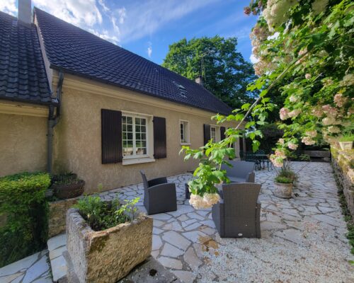 Maison F6 - 142m² - 5 chambres - terrain 1800 m² - MONTREUIL SUR EPTE