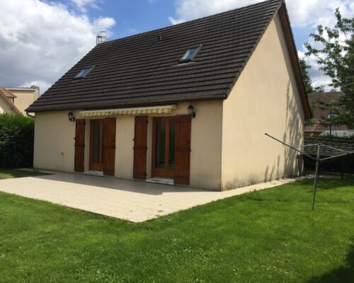 Maison F4 - 80 m² - jardin 700 m² - AUBEVOYE